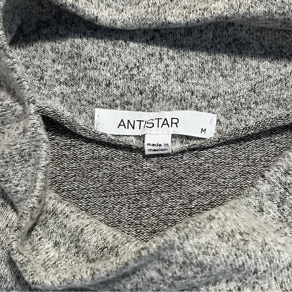 Women’s grey funnel neck lightweight sweater dress, size medium - Picture 4 of 8